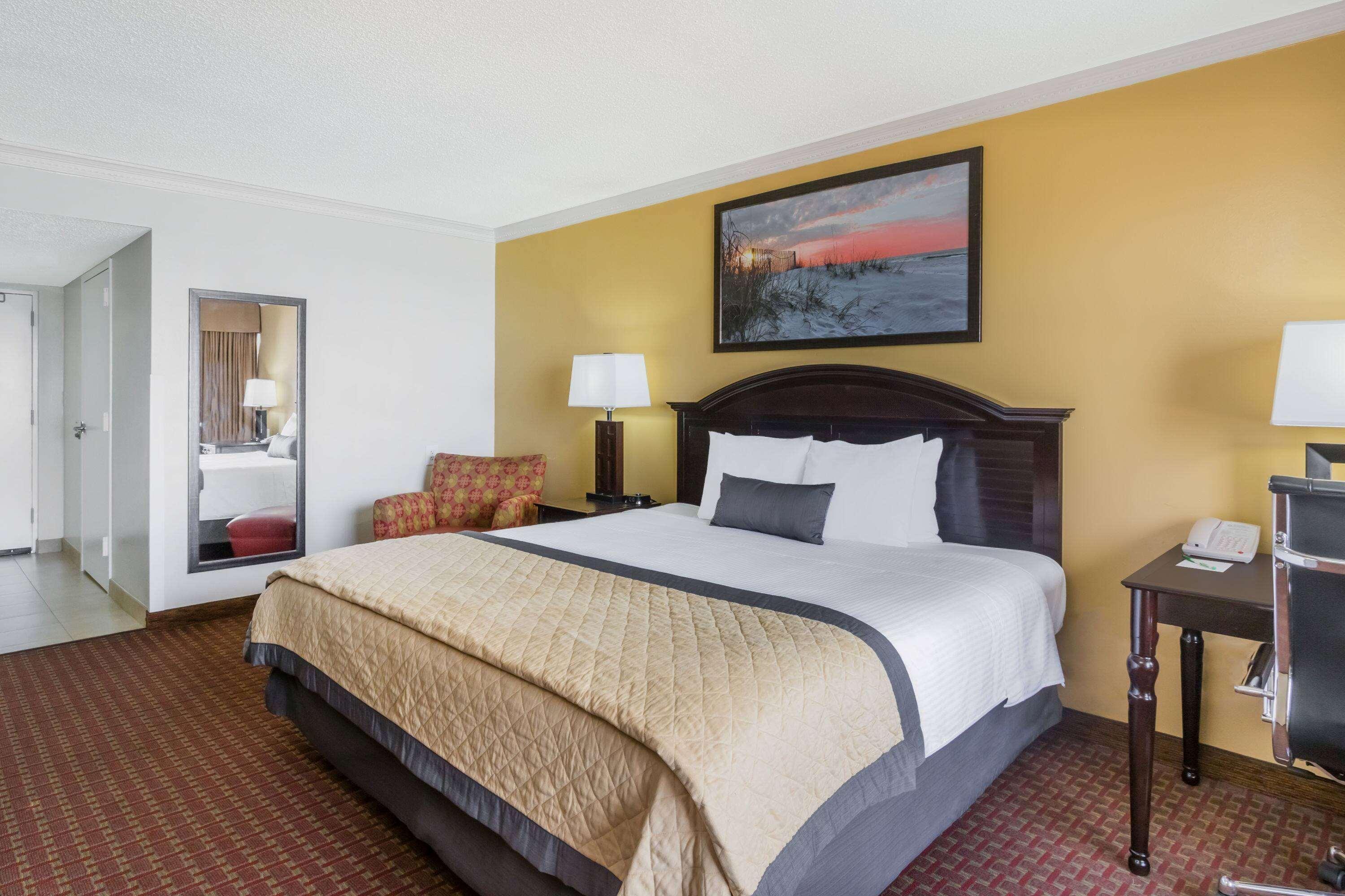 Wyndham Garden Fort Walton Beach Destin Exterior photo