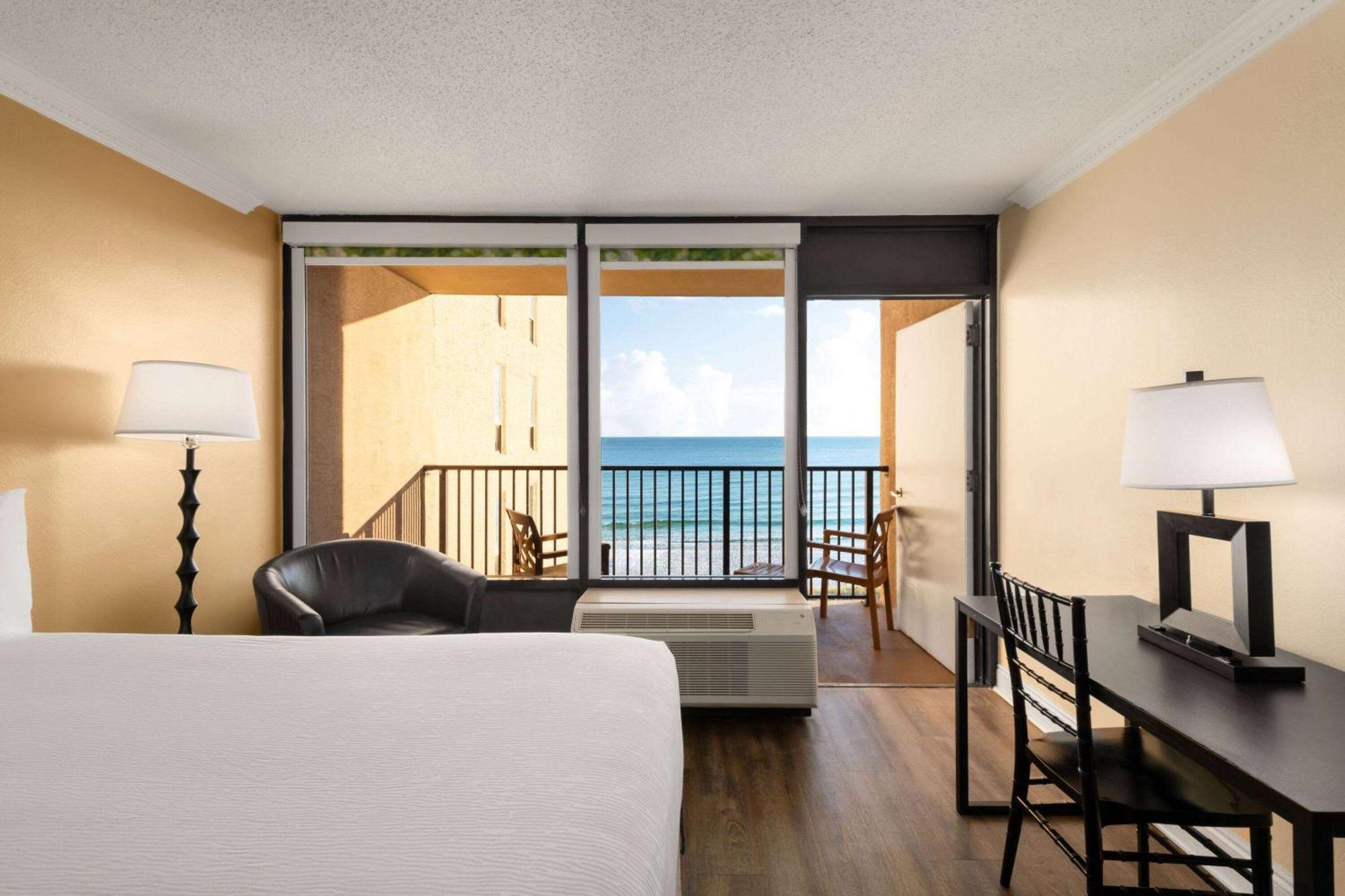 Wyndham Garden Fort Walton Beach Destin Exterior photo