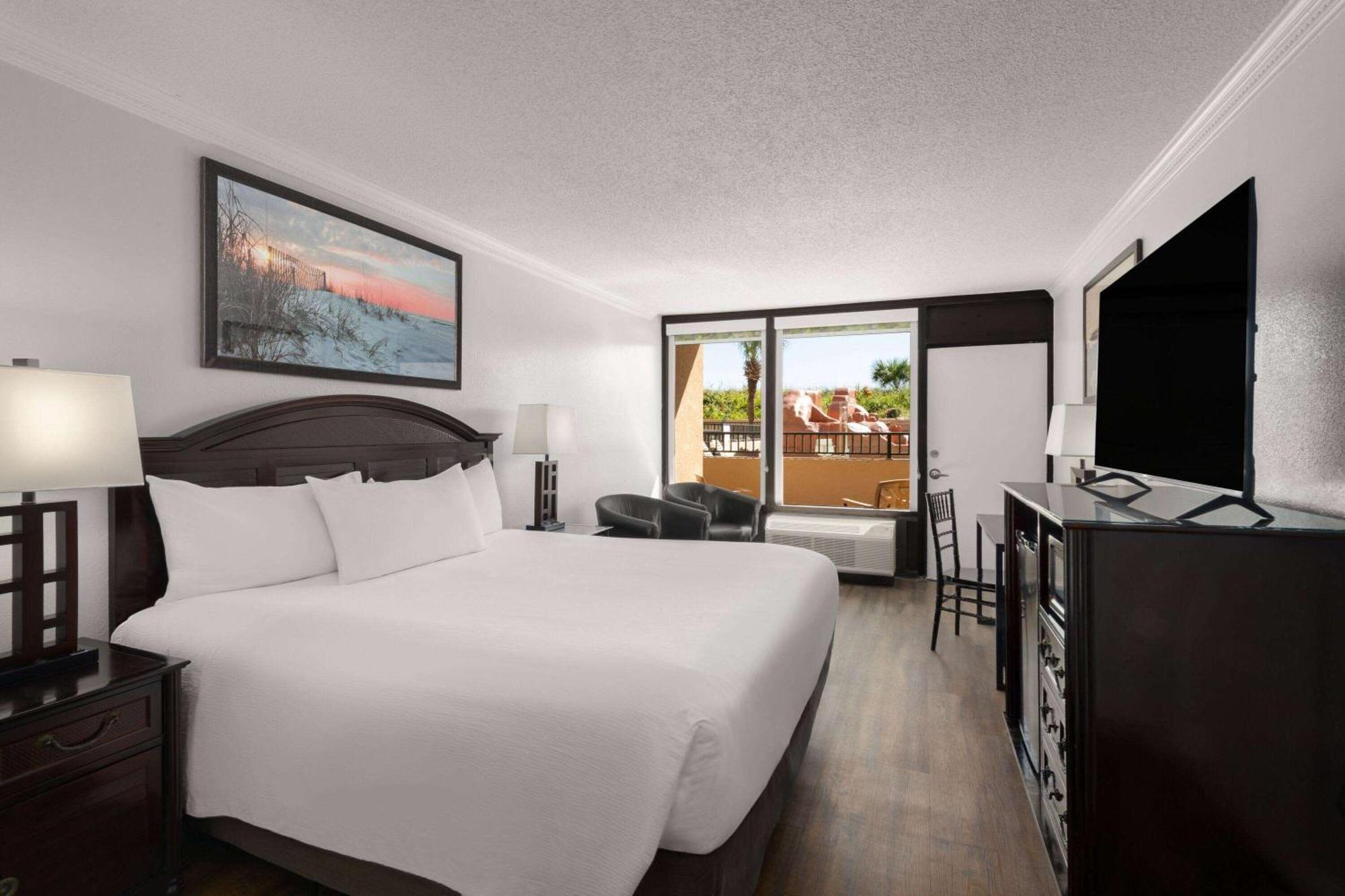 Wyndham Garden Fort Walton Beach Destin Exterior photo