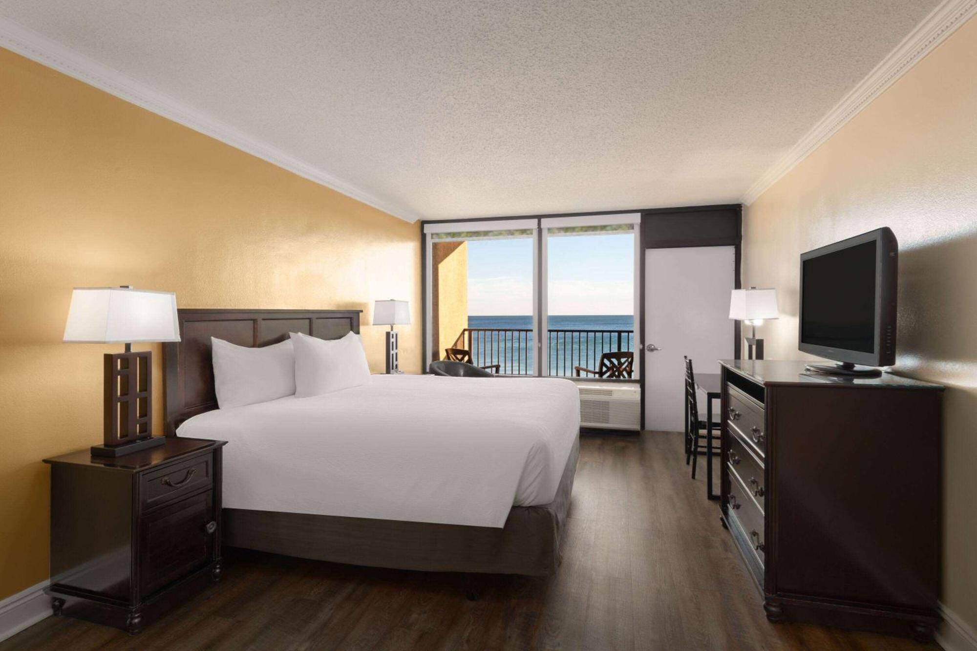 Wyndham Garden Fort Walton Beach Destin Exterior photo