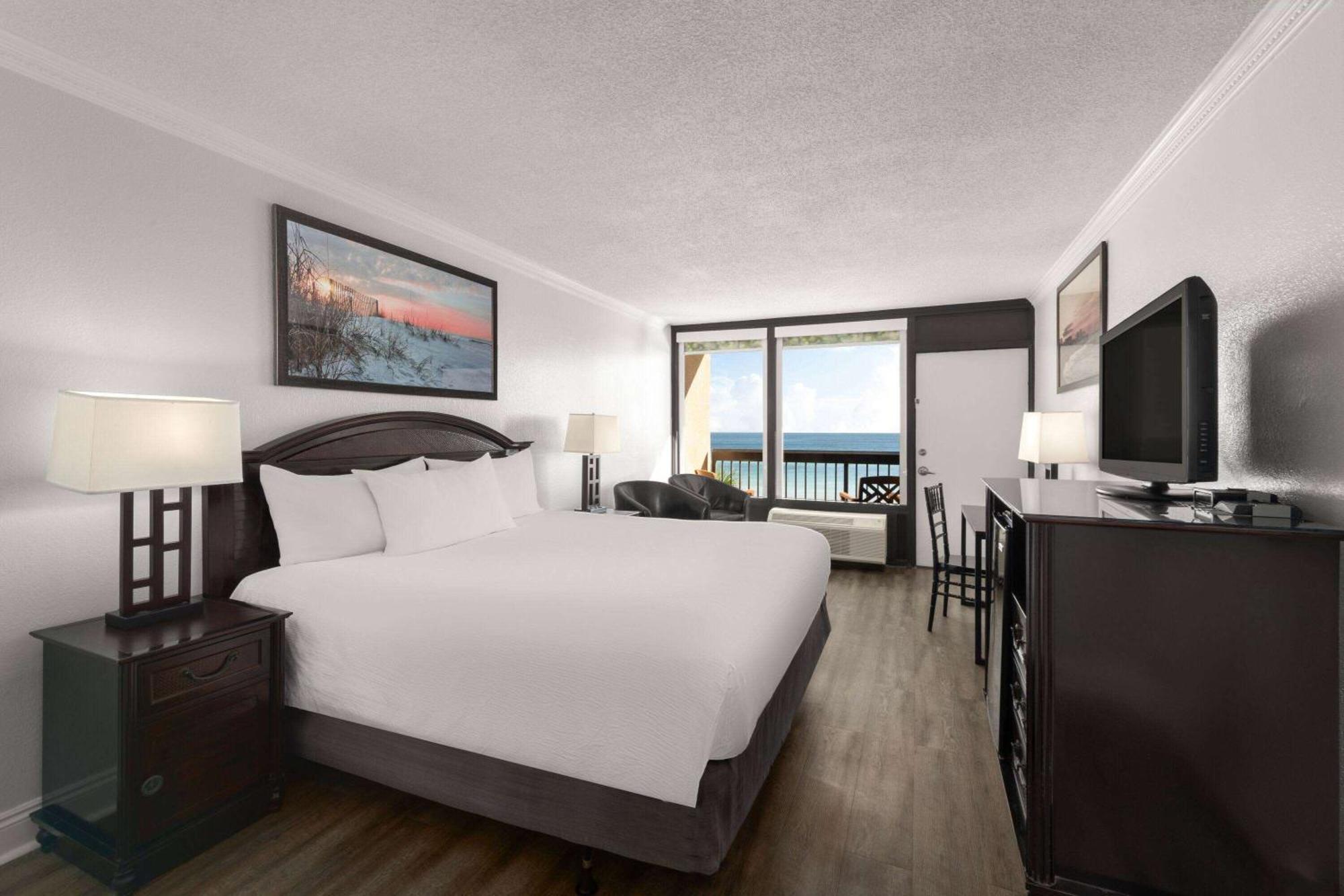 Wyndham Garden Fort Walton Beach Destin Exterior photo