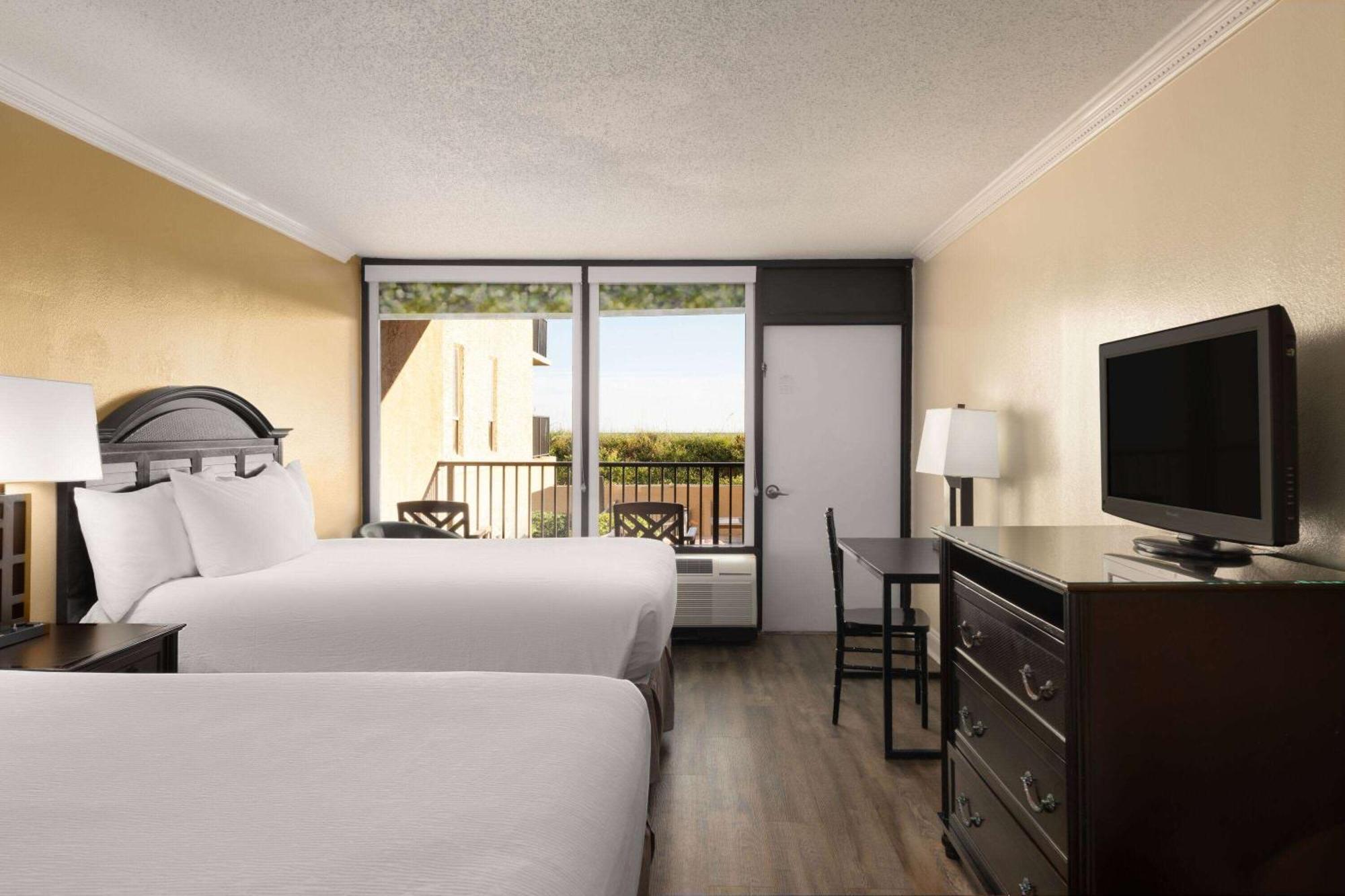 Wyndham Garden Fort Walton Beach Destin Exterior photo
