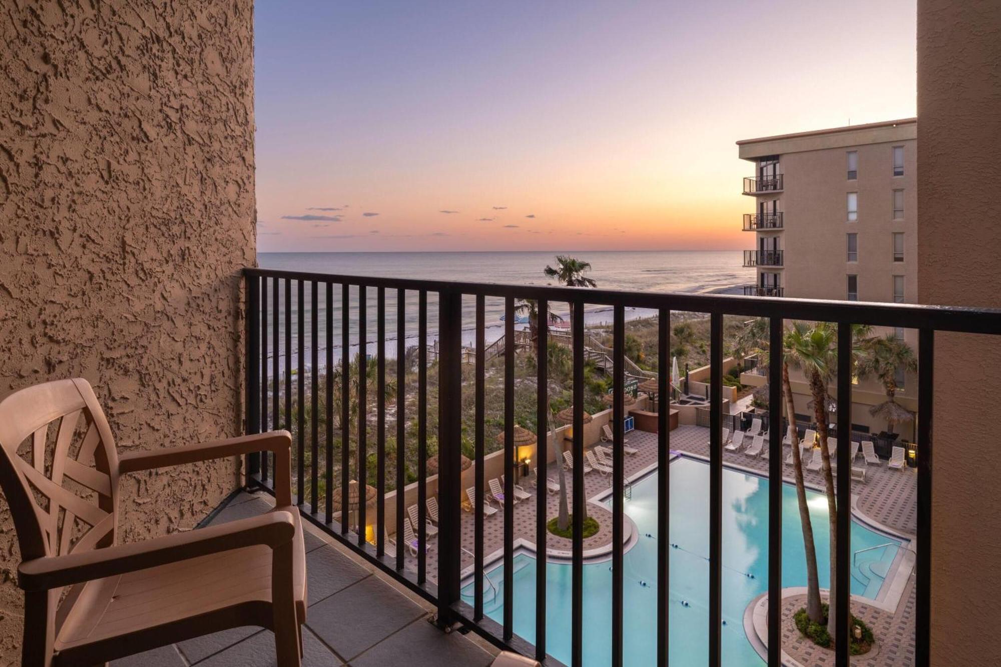 Wyndham Garden Fort Walton Beach Destin Exterior photo